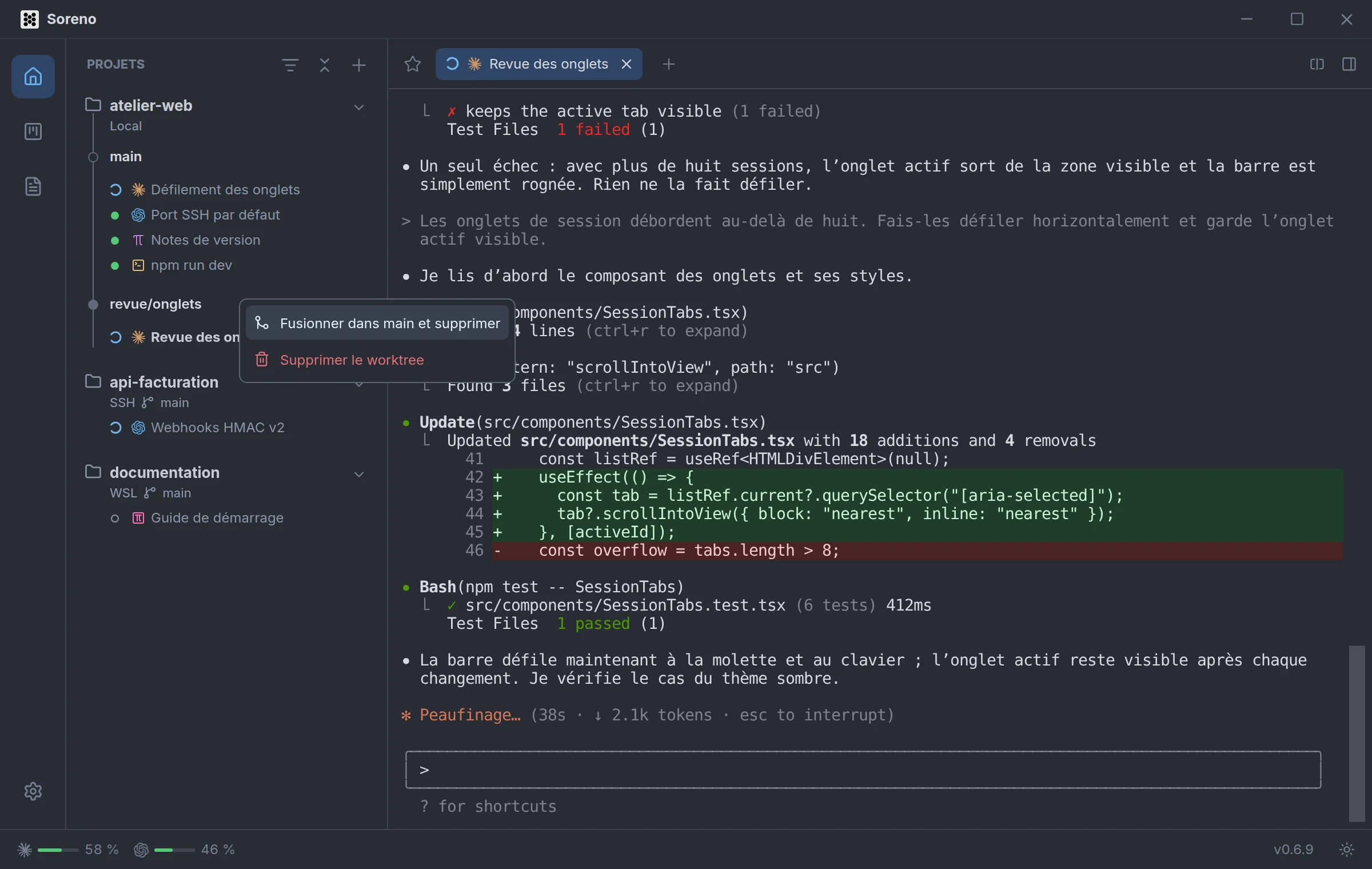 La liste des projets de Soreno : atelier-web sur main et son worktree revue/onglets, où Claude Code travaille. Le menu du worktree propose Fusionner dans main et supprimer, survolé, et Supprimer le worktree.
