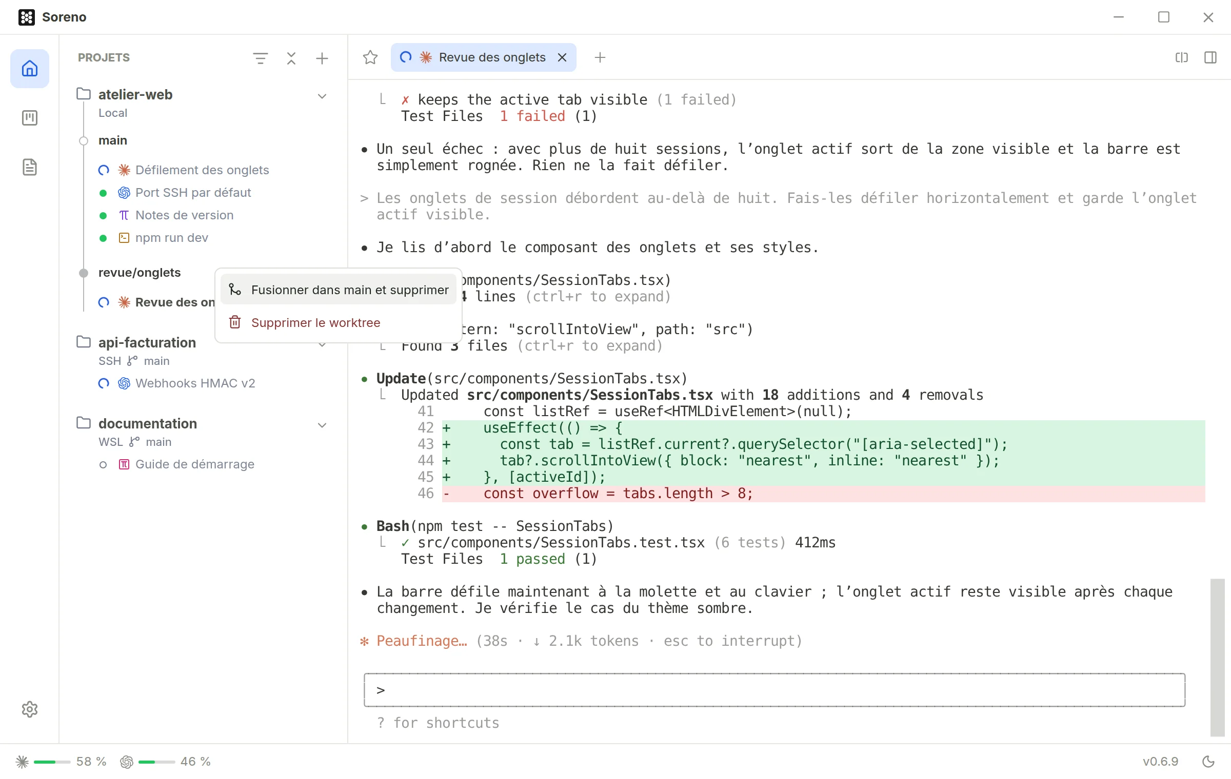 La liste des projets de Soreno : atelier-web sur main et son worktree revue/onglets, où Claude Code travaille. Le menu du worktree propose Fusionner dans main et supprimer, survolé, et Supprimer le worktree.